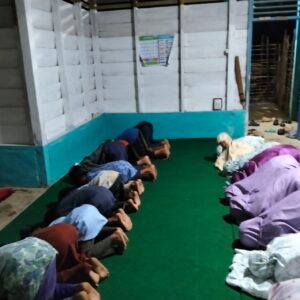 Khidmatnya Suasana di Musala Jihad Makoromimit